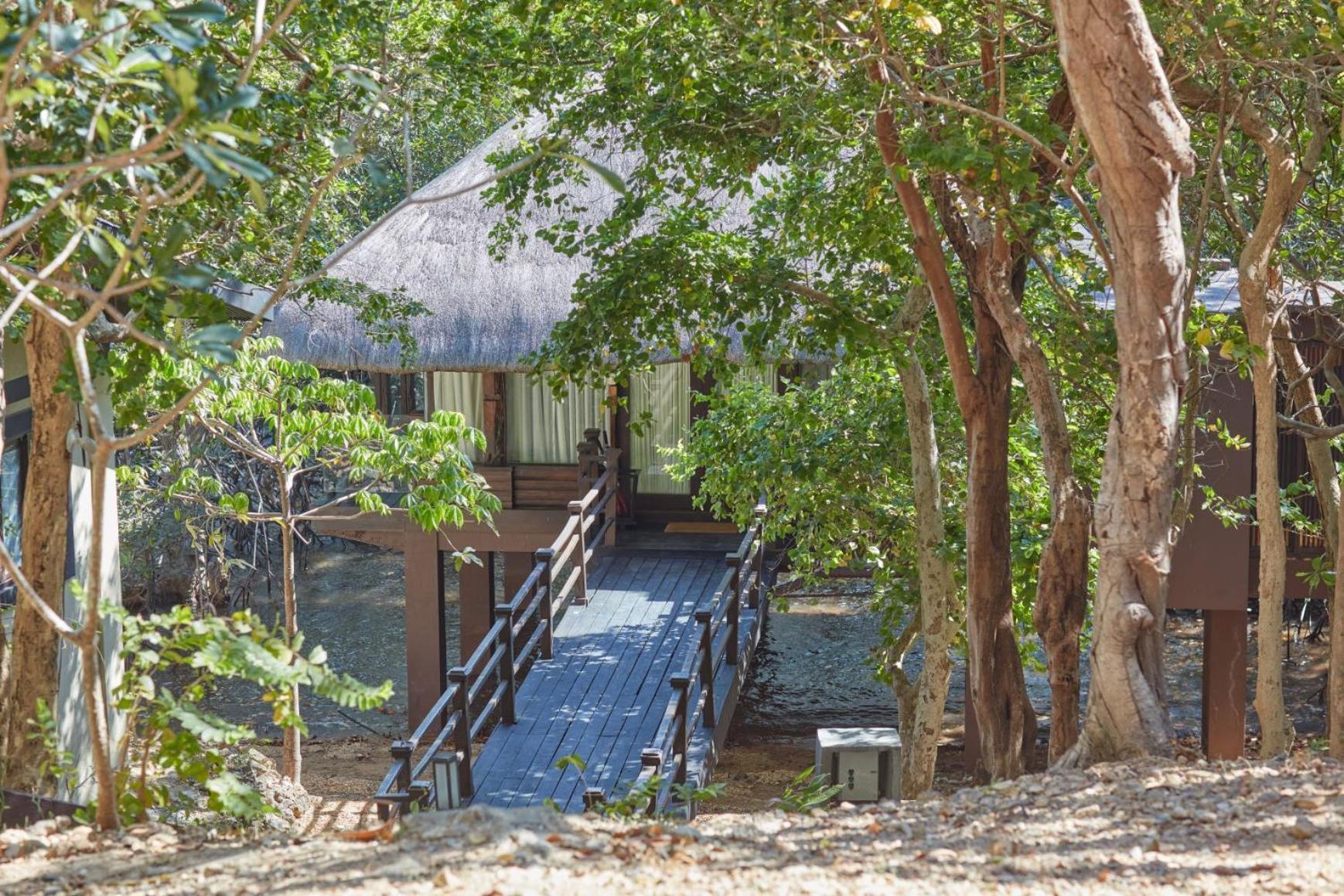 Two Seasons Coron Island Resort Bulalacao Esterno foto