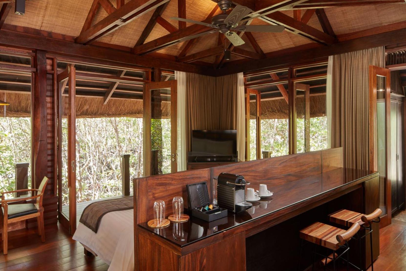 Two Seasons Coron Island Resort Bulalacao Esterno foto